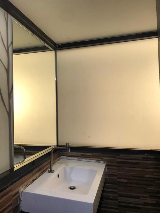Rod Fai Fah Apartment Bangkok Ngoại thất bức ảnh